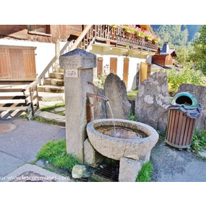 La Commune ( Fontaine )