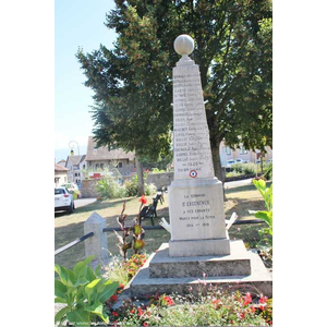 le monument aux morts