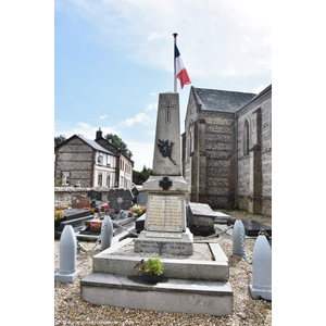 le monument aux morts