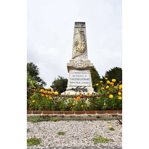 le monument aux morts