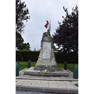 le monument aux morts