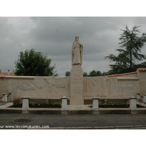 Monument à la Mémoire de René CAILLIE