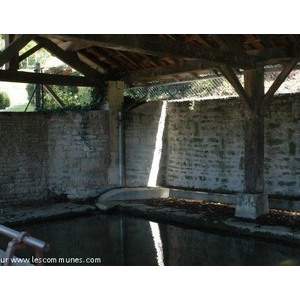 Lavoir rue des Sources 