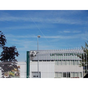 La laiterie coopérative qui produits un des meilleurs beurre de baratte des Deux Sèvres 