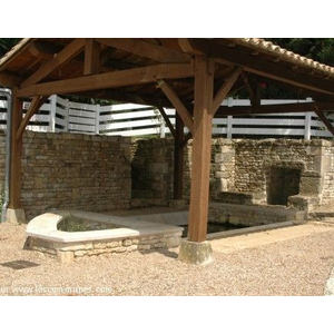 Lavoir de Putais à Gentray 