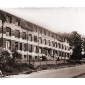 Maternité Saint-Frères