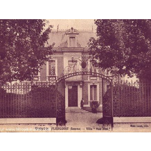 Villa " Mon Abri " qui aujourd hui n est autre que la Mairie.Carte Postale qui a voyagé. Cachet Postal illisible