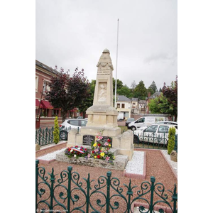 le monument aux morts