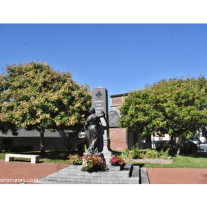 le monument aux morts