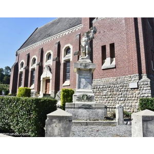 le monument aux morts