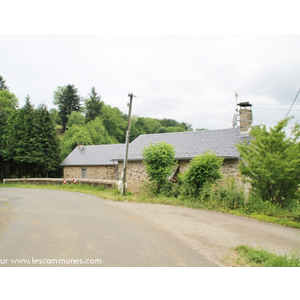 cambon communes castelnau de brassac le village 