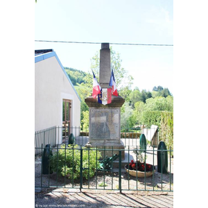 le monument aux morts