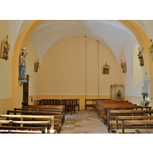St Laurent Commune de Peyrole ( L église )