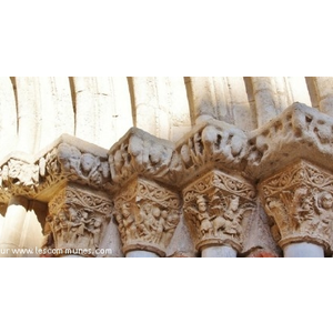 Notre-Dame du Bourg(Détail du Portail)