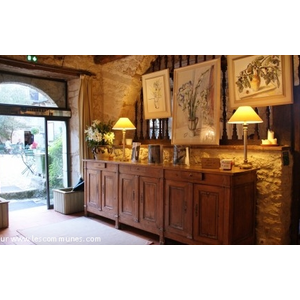 Château de Mauriac ( Entrée de Service )