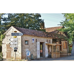 Le Village ( Office de Tourisme )