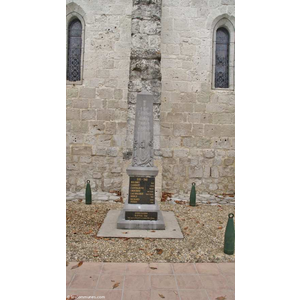 le monument aux morts