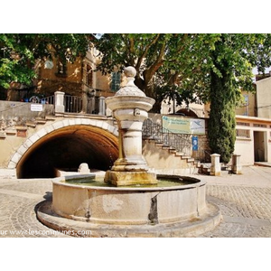 La Commune ( Fontaine )