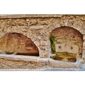 La Commune ( Fontaine )