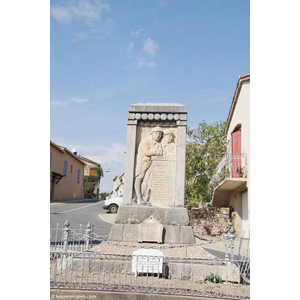 le monument aux morts