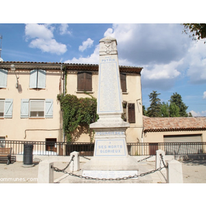 le monument aux morts