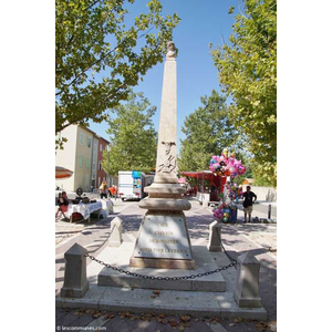 le monument aux morts