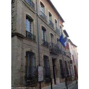 La mairie de CUCURON