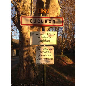 Entrée du Village de CUCURON