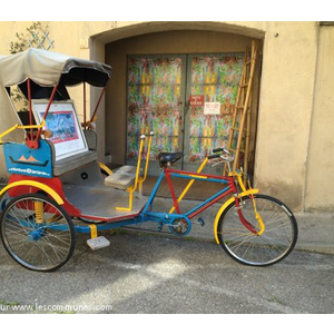 Vélo original à Lourmarin