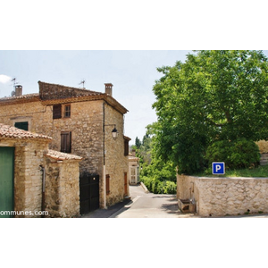 Commune de PEYPIN D AIGUES