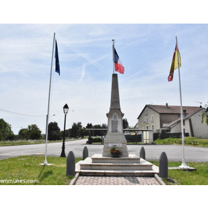 le monument aux morts