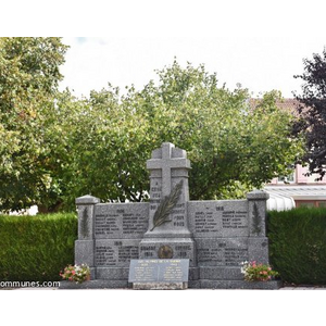 le monument aux morts