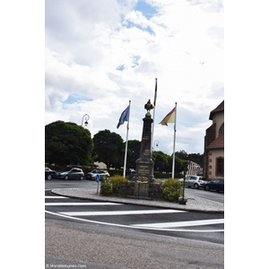 le monument aux morts