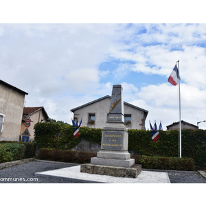 le monument aux morts