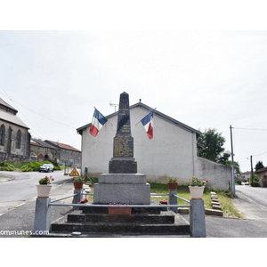 le monument aux morts