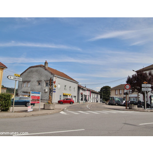 Le village - POUXEUX