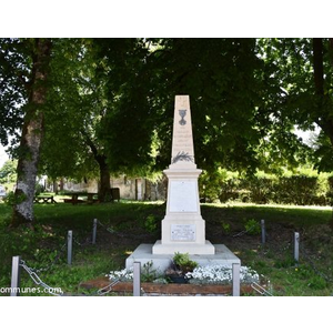 le monument aux morts