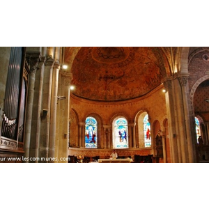 La Collégiale Saint-Lazare