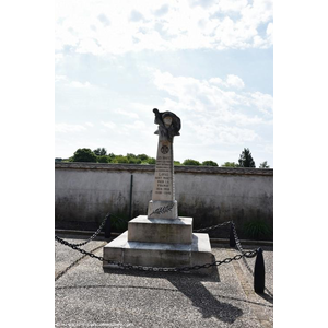 le Monument Aux Morts 