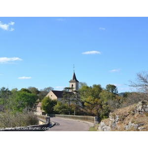 Pont Haut entrée du Village