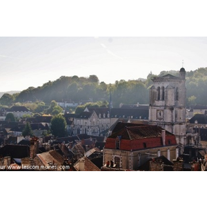 Panorama de Tonnerre vu de L église Saint-Pierre ( en Bas L église Notre-Dame )